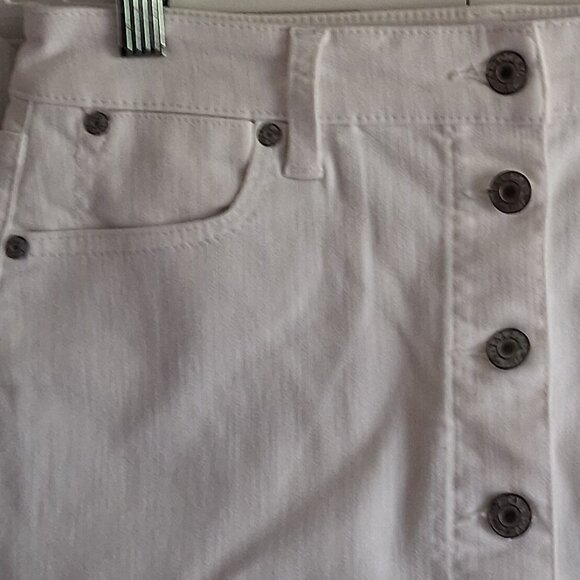 Talbots A-Line White Denim Button Up Skirt Women's Size 2 - Picture 3 of 11